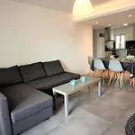 Moderno En El Centro De Roses, Cerca De La Playa, 3 Habitaciones. - Es-258-85 Apartment