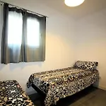 Moderno En El Centro De Roses, Cerca De La Playa, 3 Habitaciones. - Es-258-85 Apartment