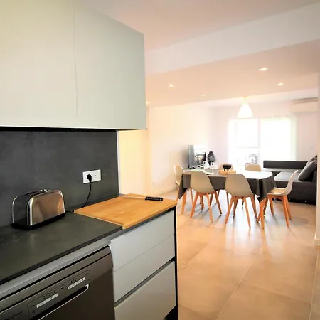 4075 - Puig 3-4, 2ª Linea, Completamente Renovado, Full Equip, En Pleno Centro, Vista Al Mar. Wifi - Es-258-85 * Roses